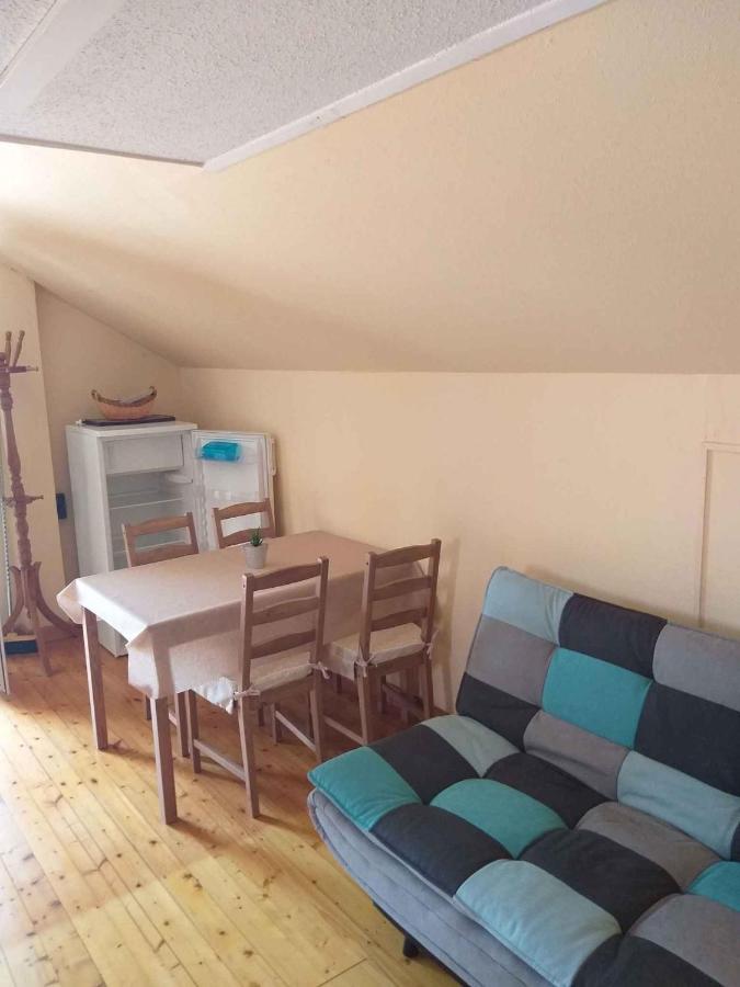 Apartment In Balatonlelle/Balaton 19144 外观 照片